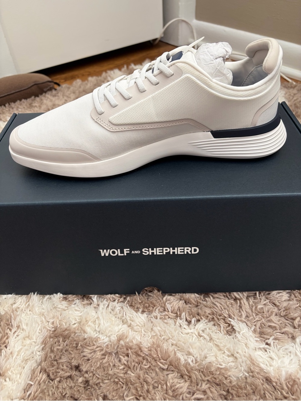 Wolf and Shepherd Men’s Crossover Derby Sport Sneaker Size 10.5